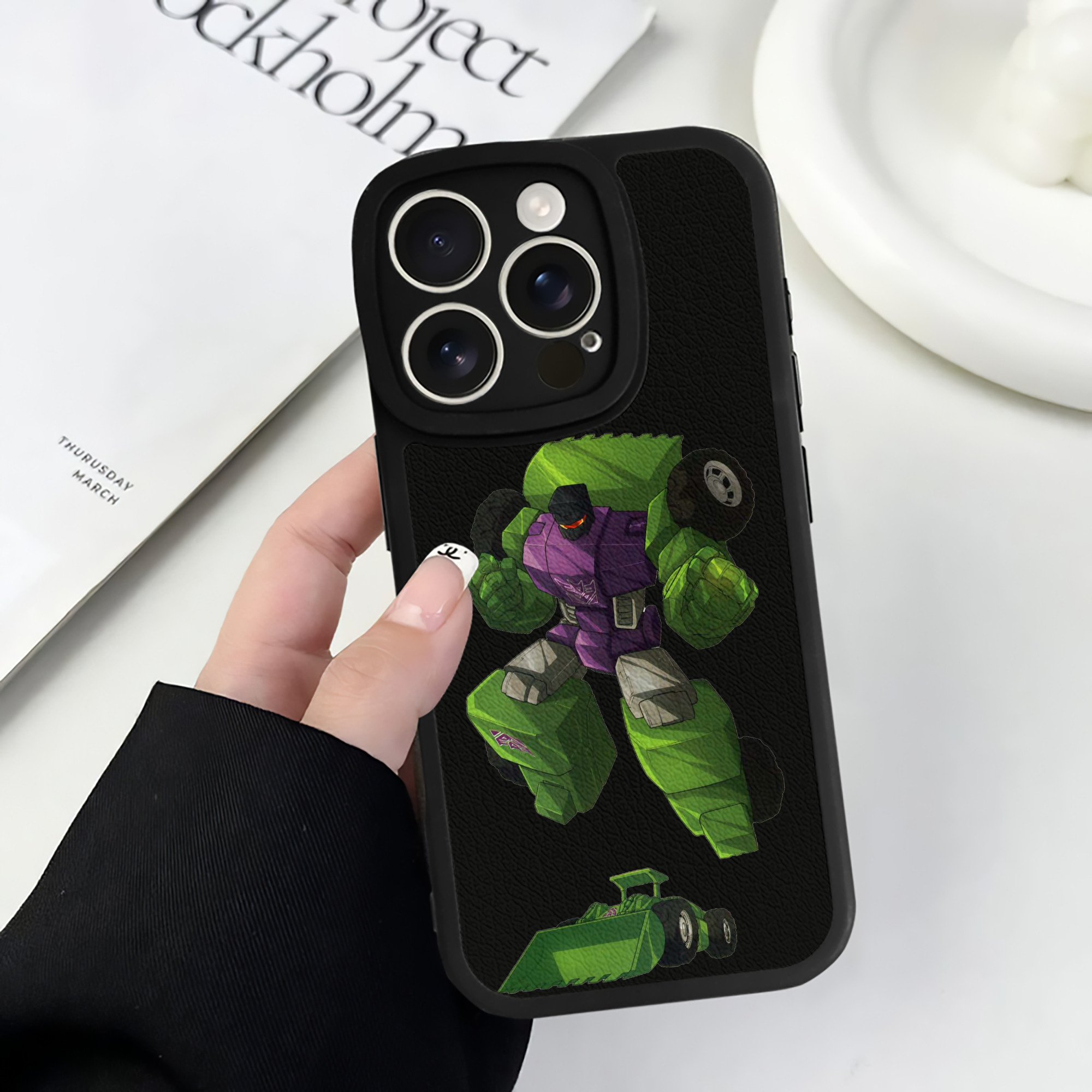 （画像用）  【iPhone 16シリーズ対応】シリコンスマホケース（レザー調） 材質：シリコン